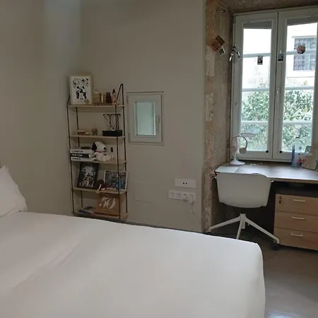 Loureiros Dorm Hotel *