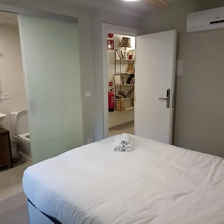 Loureiros Dorm Hotel