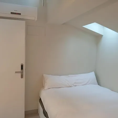 Loureiros Dorm