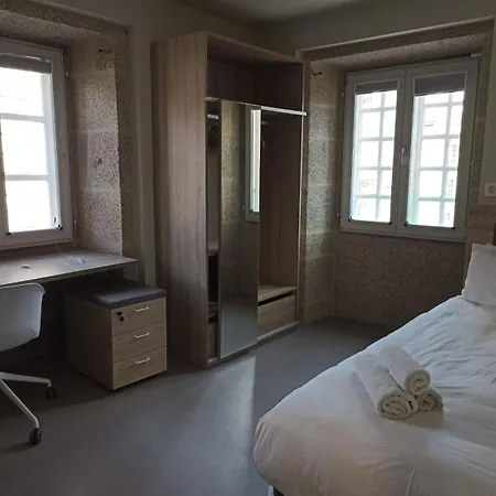 Loureiros Dorm *
