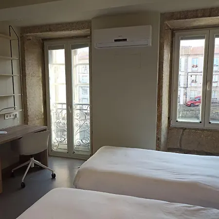 Loureiros Dorm Hotel *